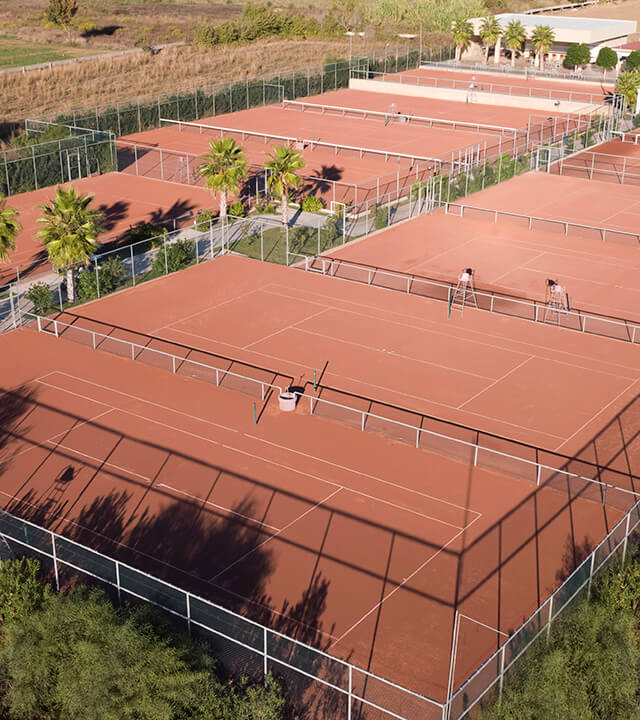 Alibey Hotels Resort Tennis Courts